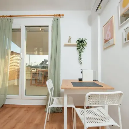 Apartment Mini Rooftop Apartment, In The Heart Of Volos